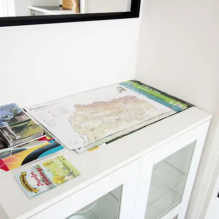 Moderno Al Pie De Pirineos Lejlighed