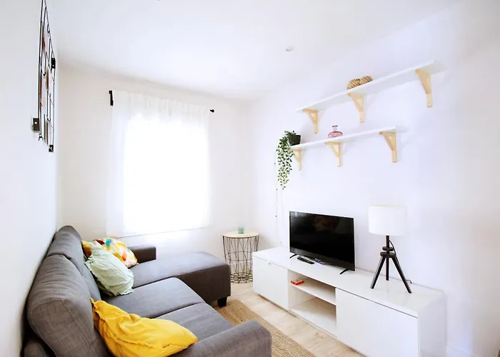 Lägenhet Moderno Al Pie De Pirineos *